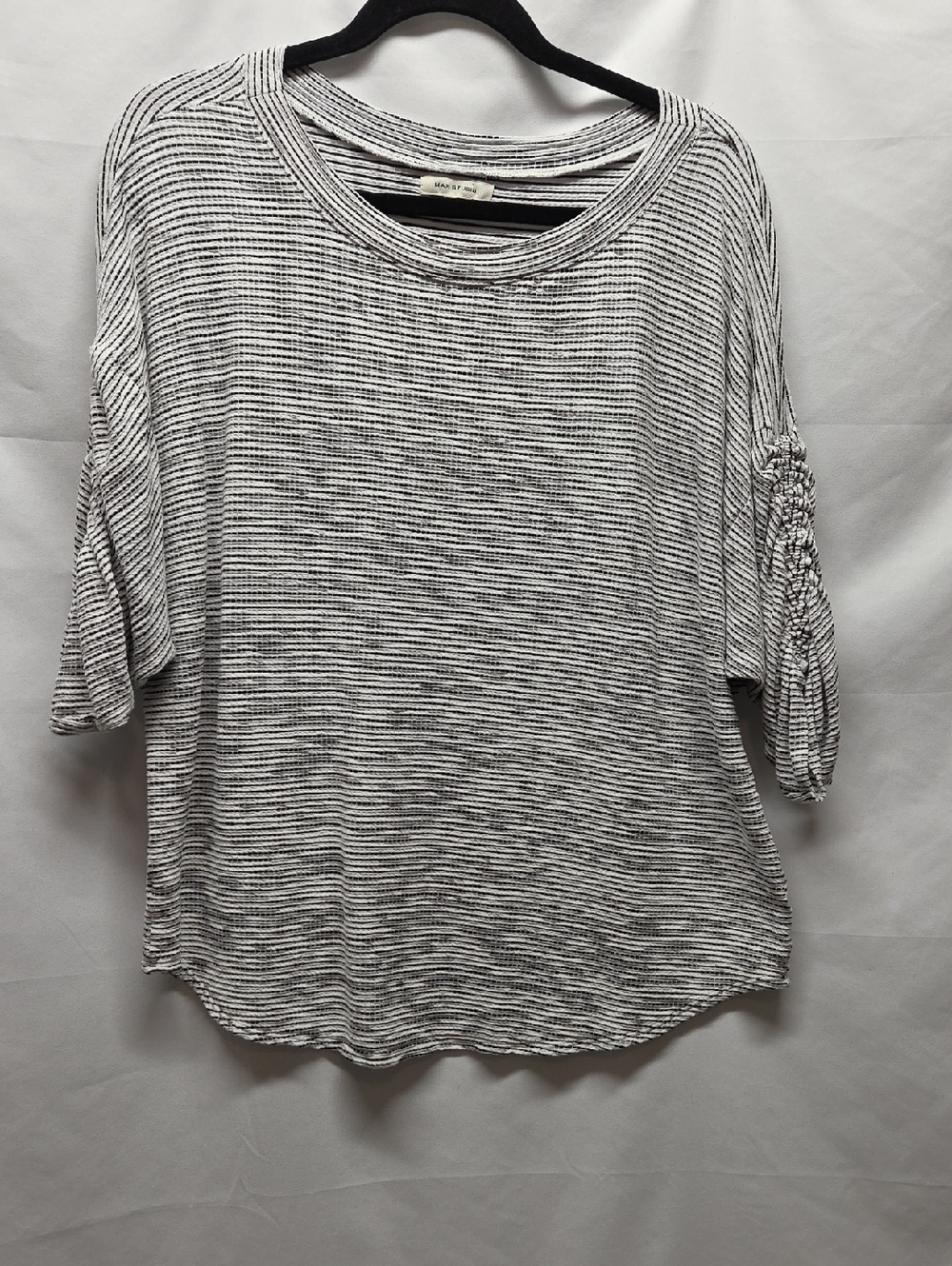 Women’s Black & White Striped Short Sleeve Knit Top Minimalist Preppy Collegiate